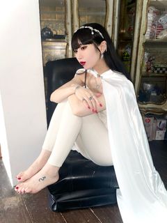 Tsukishiro Himari feet photo 1