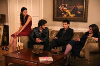 Tuba Büyüküstün feet photo thumbnail