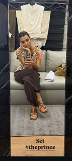 Tuba Büyüküstün feet photo 2