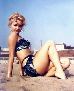 Tuesday Weld feet photo 14