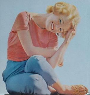 Tuesday Weld feet photo 2