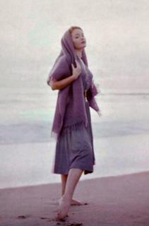 Tuesday Weld feet photo 17