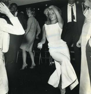 Tuesday Weld feet photo 12