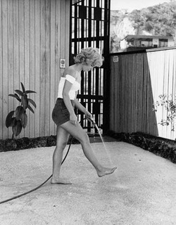 Tuesday Weld feet photo 20