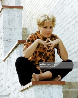 Tuesday Weld feet photo 17