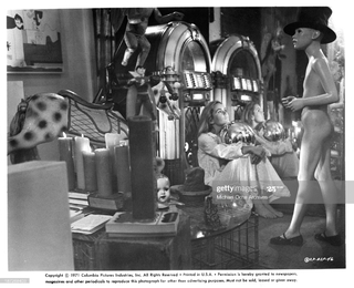 Tuesday Weld feet photo 13