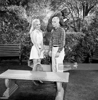 Tuesday Weld feet photo 12