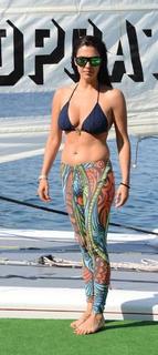 Tugba Ekinci feet photo 4