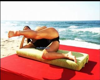 Tugba Özay feet photo 17