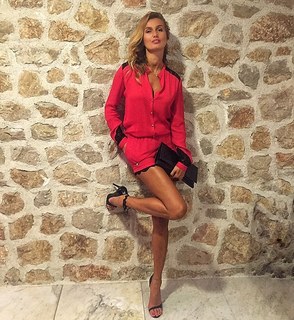 Tugba Özay feet photo 15