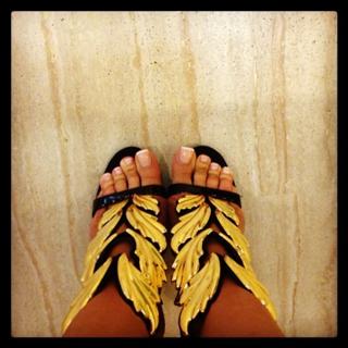 Tugce Ozbudak feet photo thumbnail