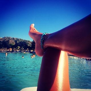 Tugce Ozbudak feet photo thumbnail
