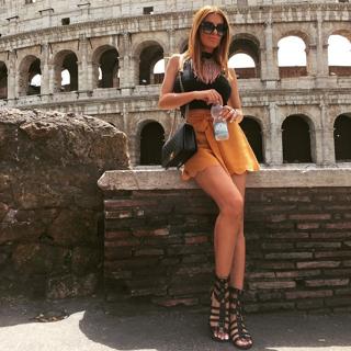 Tugce Ozbudak feet photo thumbnail