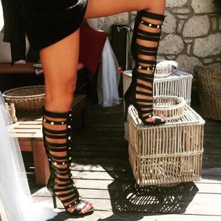 Tugce Ozbudak feet photo thumbnail