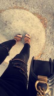 Tugce Ozbudak feet photo thumbnail