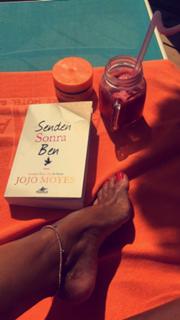 Tugce Ozbudak feet photo thumbnail