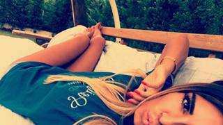 Tugce Ozbudak feet photo thumbnail