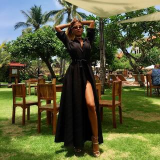 Tugce Ozbudak feet photo thumbnail