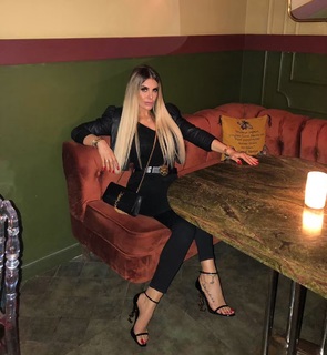 Tugce Ozbudak feet photo thumbnail