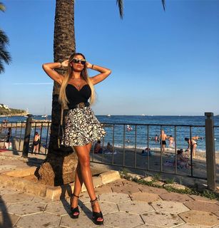 Tugce Ozbudak feet photo thumbnail