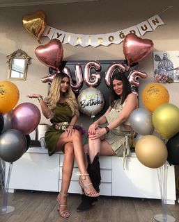 Tugce Ozbudak feet photo thumbnail