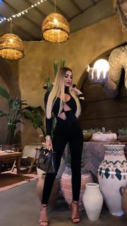 Tugce Ozbudak feet photo thumbnail