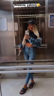 Tugce Ozbudak feet photo thumbnail