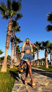 Tugce Ozbudak feet photo thumbnail