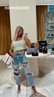 Tugce Ozbudak feet photo thumbnail