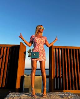 Tugce Ozbudak feet photo thumbnail