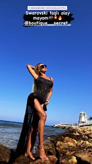 Tugce Ozbudak feet photo thumbnail