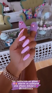 Tugce Ozbudak feet photo thumbnail