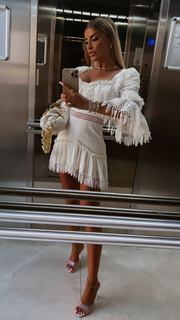 Tugce Ozbudak feet photo thumbnail