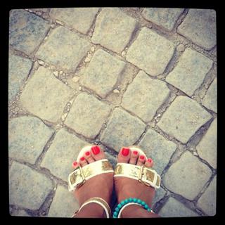 Tugce Ozbudak feet photo thumbnail