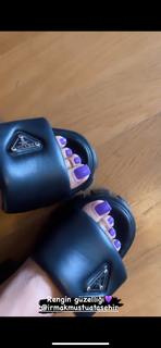 Tugce Ozbudak feet photo thumbnail