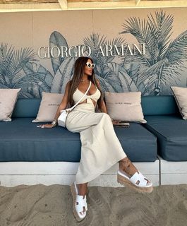 Tugce Ozbudak feet photo thumbnail