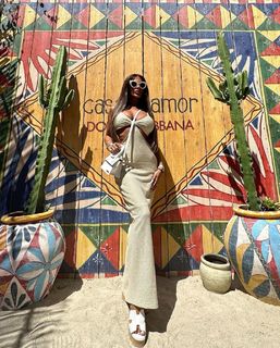 Tugce Ozbudak feet photo thumbnail