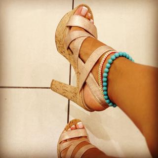 Tugce Ozbudak feet photo thumbnail