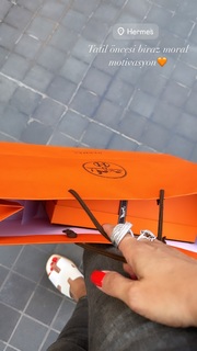 Tugce Ozbudak feet photo thumbnail