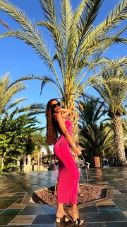 Tugce Ozbudak feet photo thumbnail