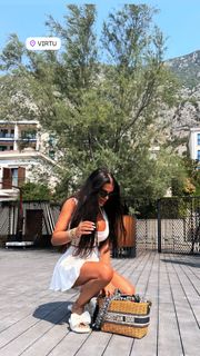 Tugce Ozbudak feet photo thumbnail