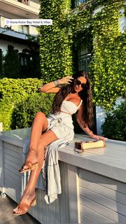 Tugce Ozbudak feet photo thumbnail