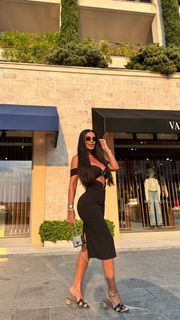 Tugce Ozbudak feet photo thumbnail