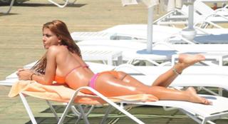 Tugce Ozbudak feet photo thumbnail