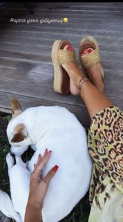 Tugce Ozbudak feet photo 2