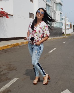 Tula Rodríguez feet photo 3