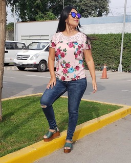 Tula Rodríguez feet photo 12
