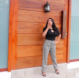 Tula Rodríguez feet photo 7
