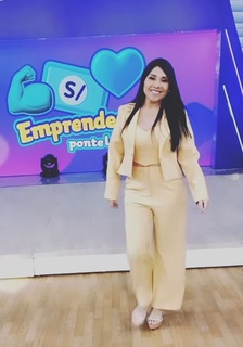 Tula Rodríguez feet photo 11