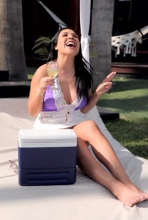 Tula Rodríguez feet photo 12